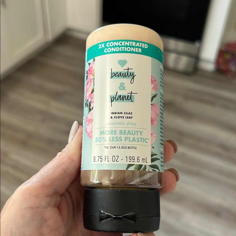 Beauty & Planet 2x Concentrated Conditioner with Indian Lilac and‎ Clove Leaf